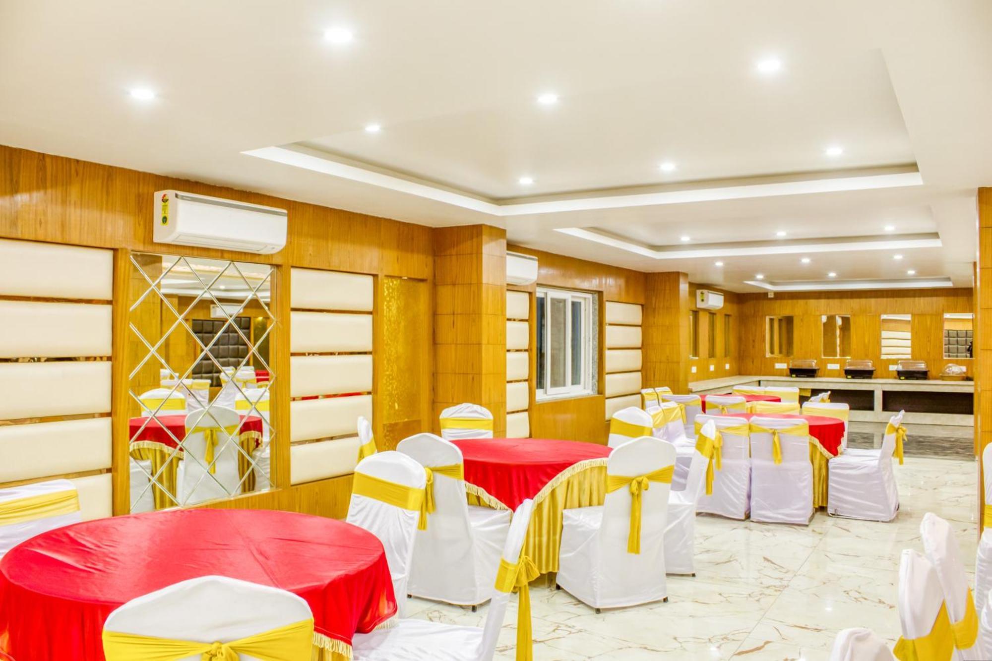 Zip By Spree Hotels Grand Legacy Prime Dehradun Eksteriør billede