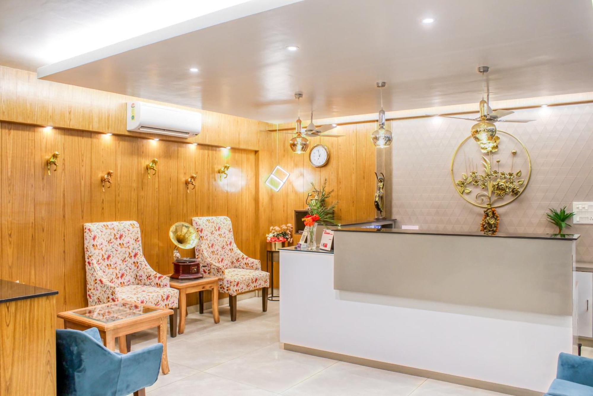 Zip By Spree Hotels Grand Legacy Prime Dehradun Eksteriør billede