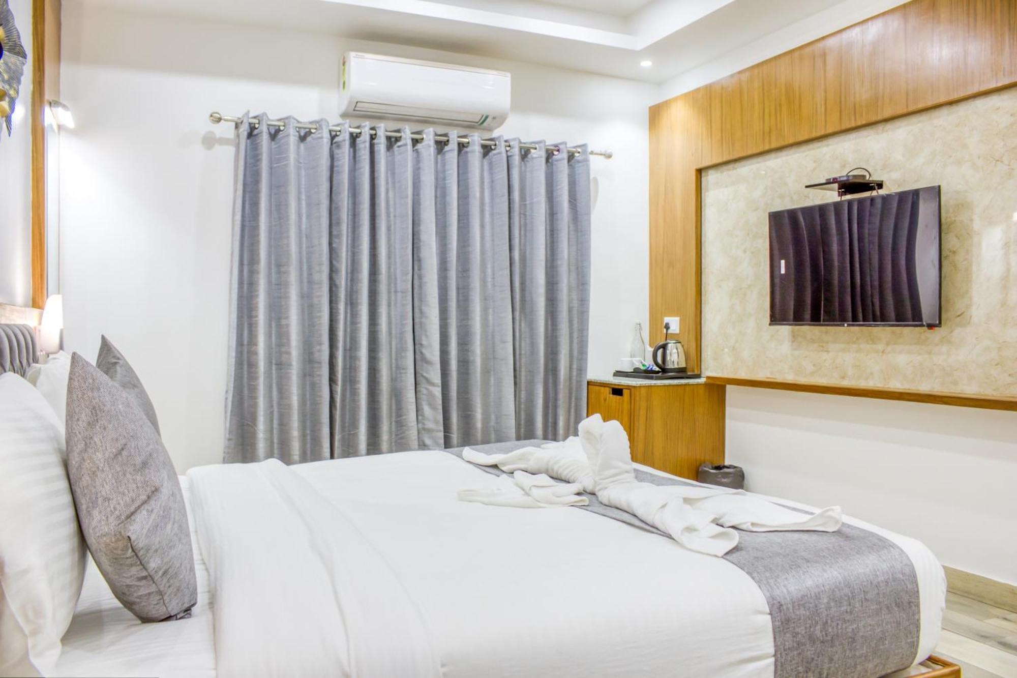 Zip By Spree Hotels Grand Legacy Prime Dehradun Eksteriør billede