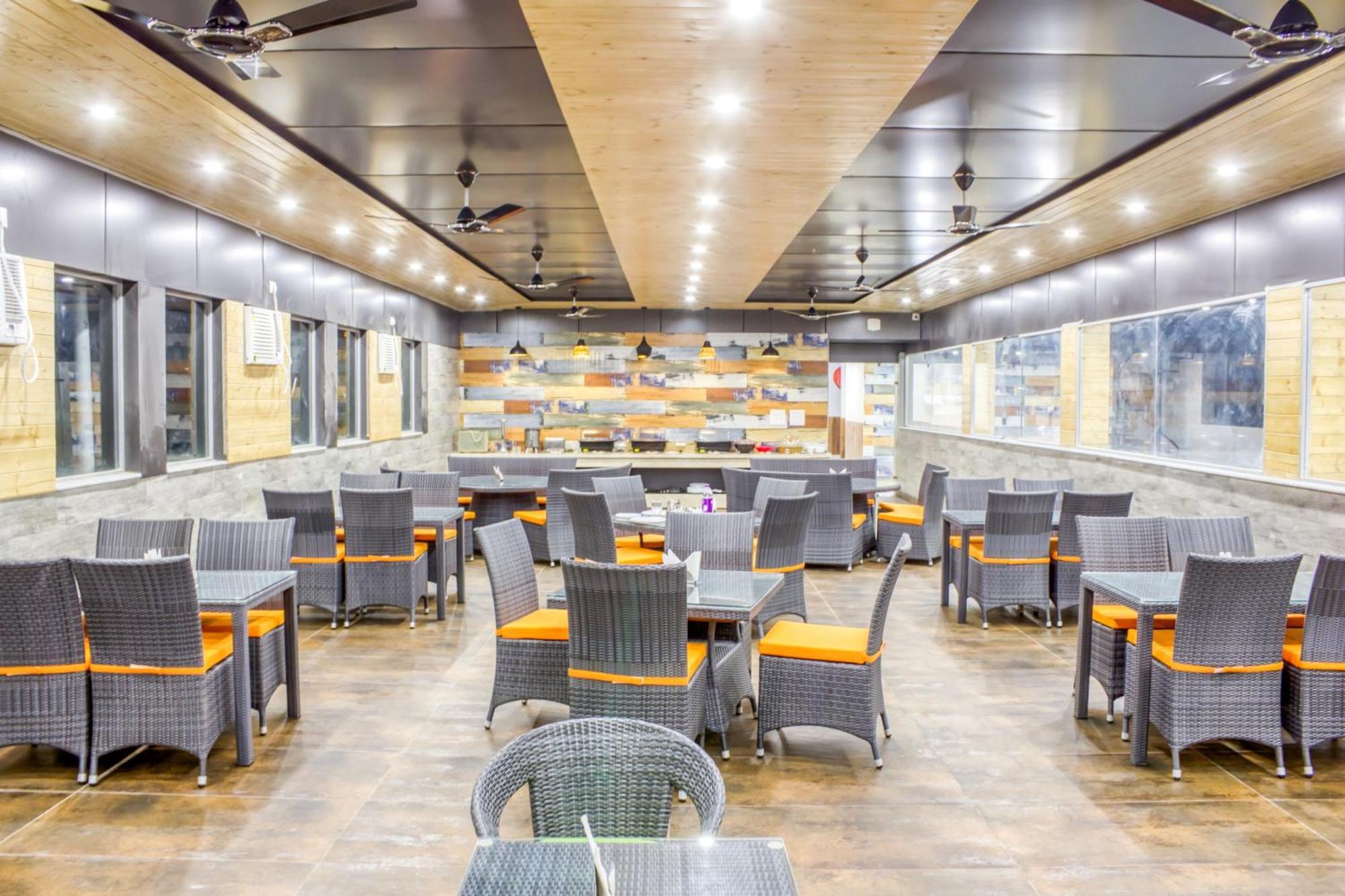 Zip By Spree Hotels Grand Legacy Prime Dehradun Eksteriør billede